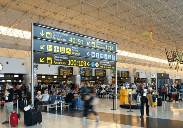 Imagen de archivo del aeropuerto grancanario / TA